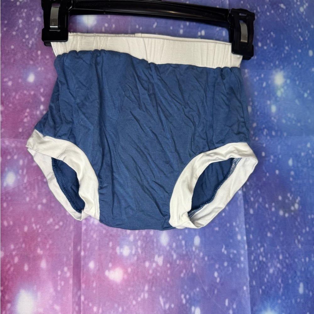 Kate Quinn shorts 🛍